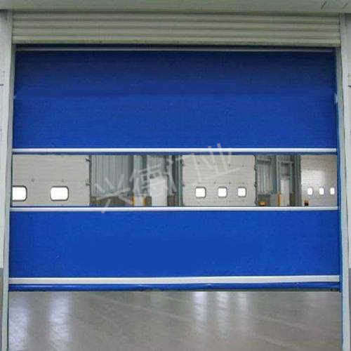 防火快速卷簾門(mén)軌道和大軸安裝